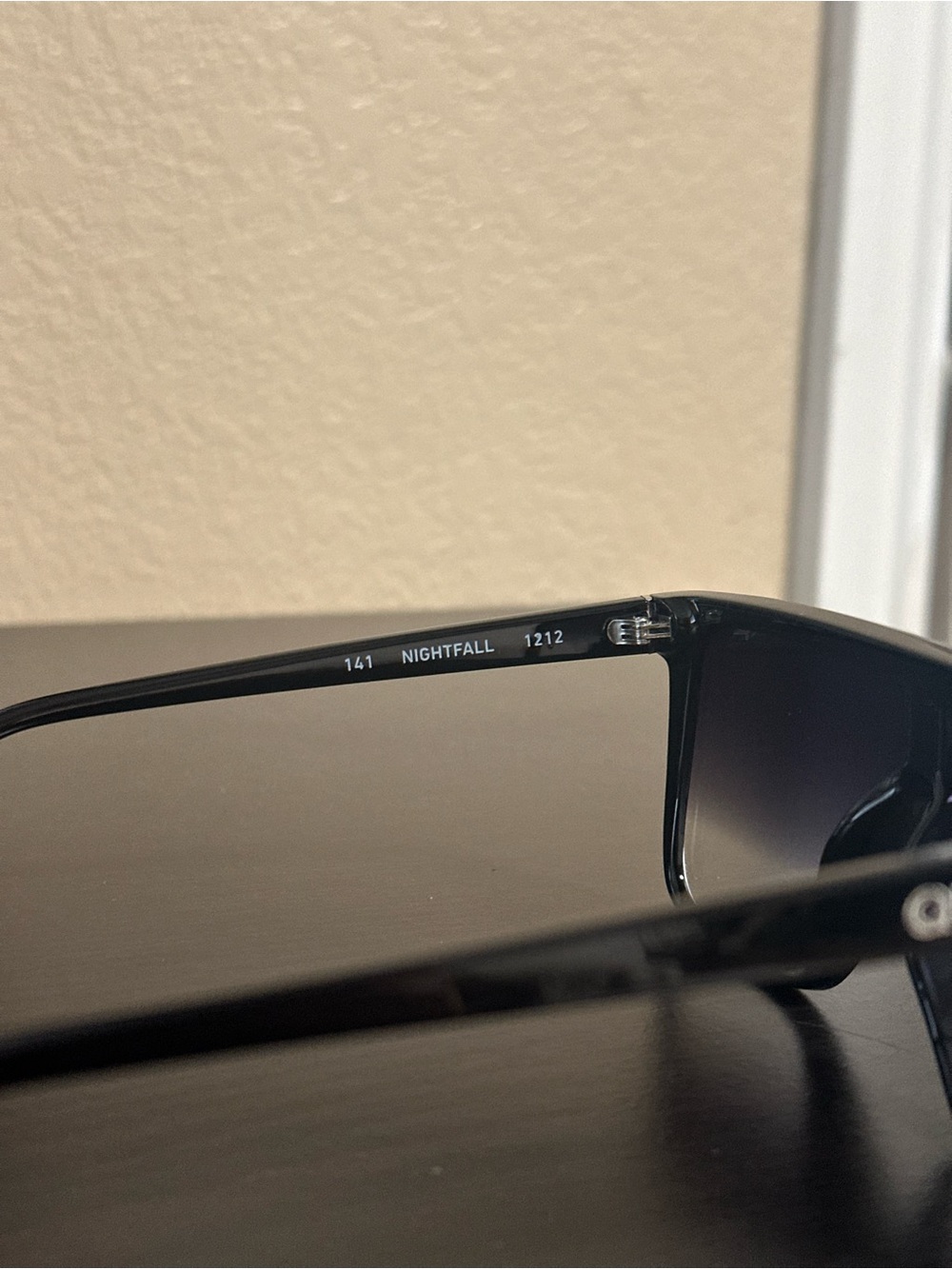 Quay Australia Black Gradient Sunglasses NIGHTFALL - Picture 4 of 5